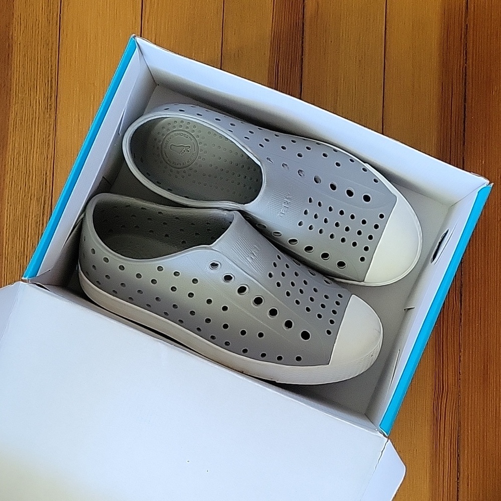 Boys' Size 13 Native Jefferson Shoes